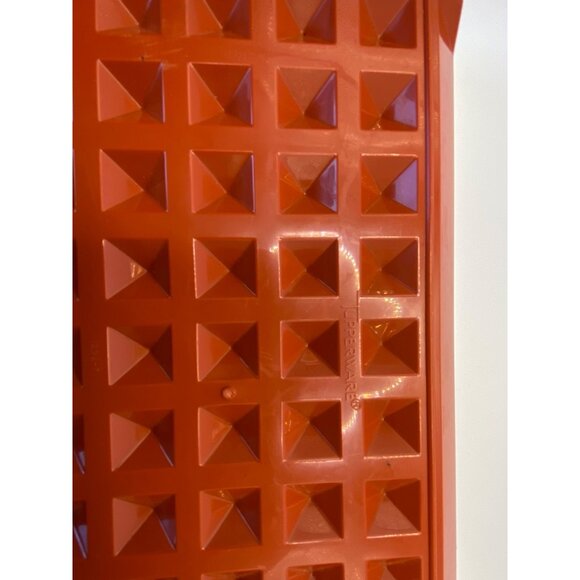 Tupperware Bacon Keeper  Red Waffle Mold With Cream Lid Made In USA Durable & Re - Picture 7 of 7